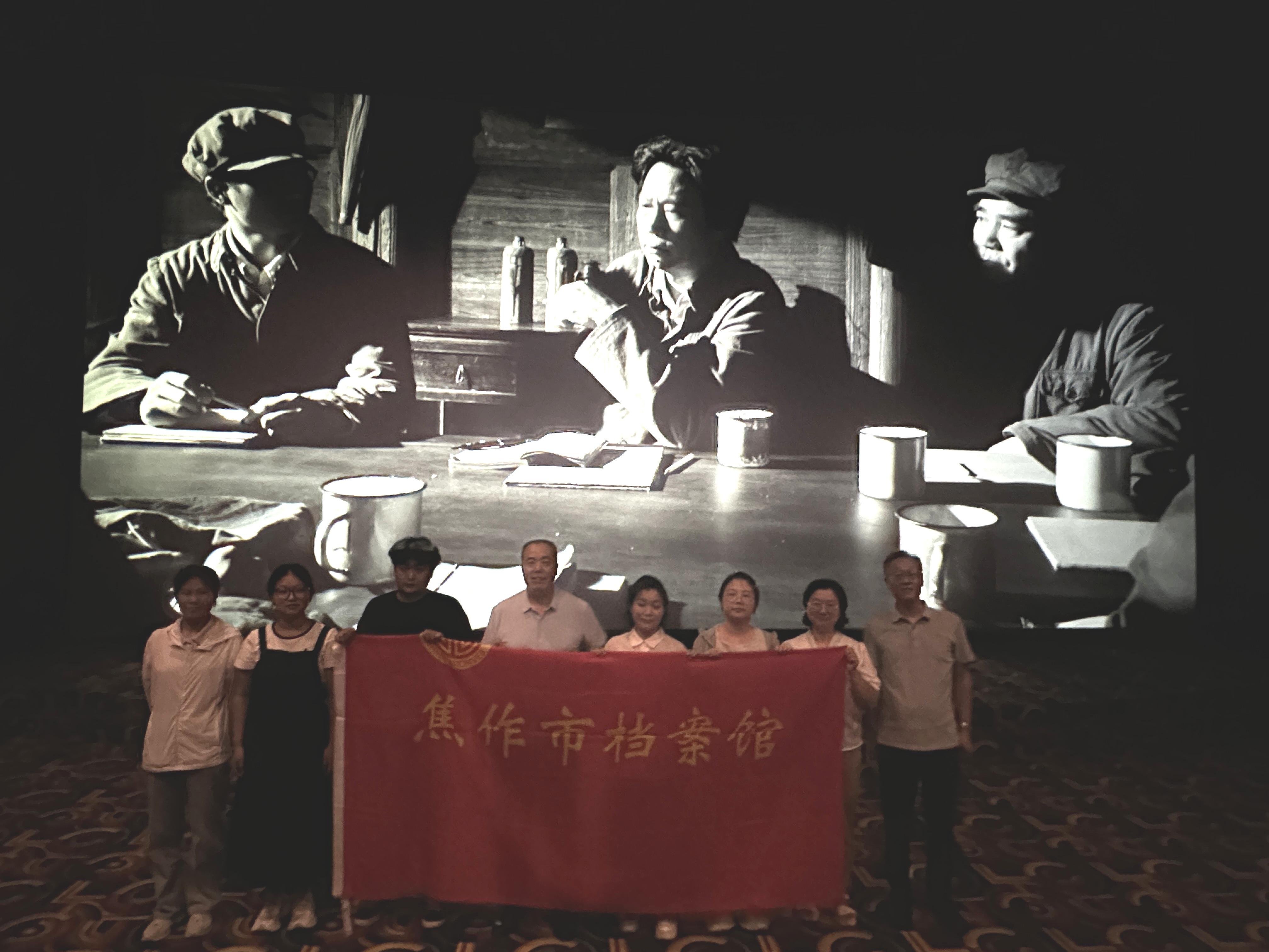 追寻红色足迹 汲取奋进力量<br>——市档案馆机关党支部开展党史学习教育活动