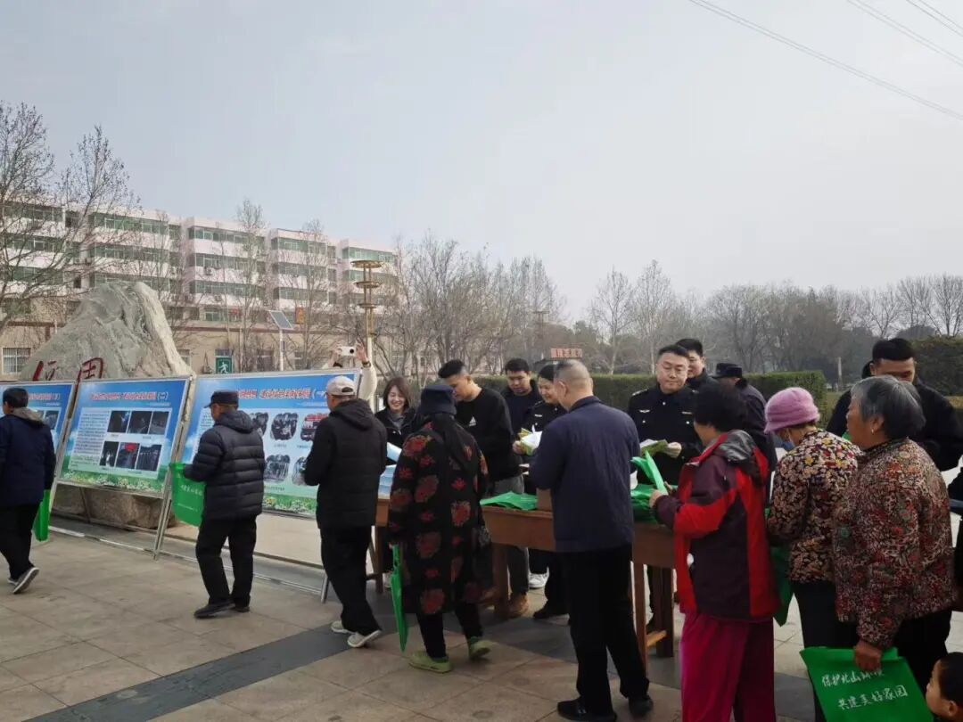 市生态环境系统开展《北山条例》实施九周年宣传活动 市生态环境系统开展《北山条例》实施九周年宣传活动