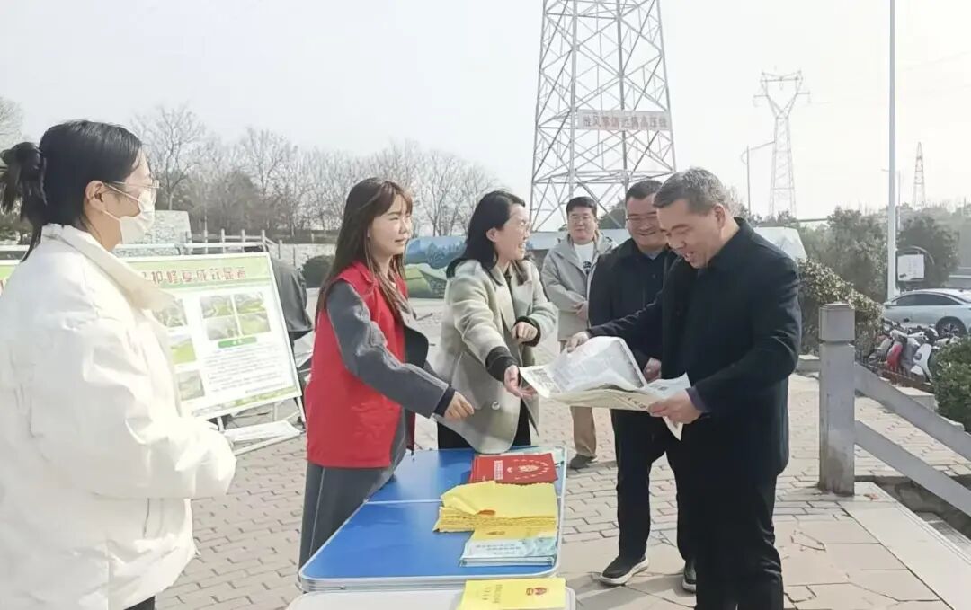 市生态环境系统开展《北山条例》实施九周年宣传活动 市生态环境系统开展《北山条例》实施九周年宣传活动