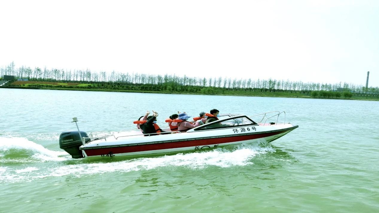 只需1元！乘画舫游大沙河！