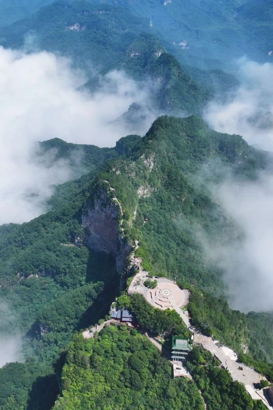 全国罕见奇观，竟在神农山！