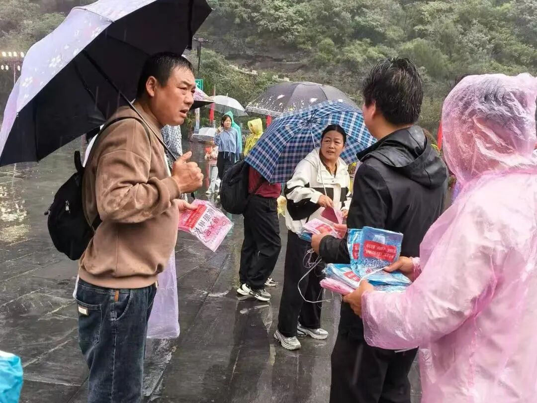 饼干+热茶！神农山这波操作太暖心！