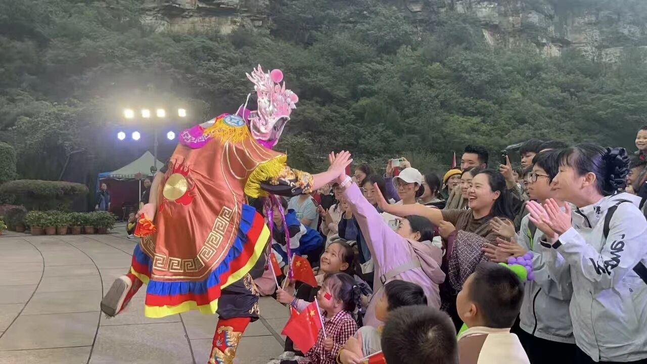 小票根大作用！沁阳“一票通达全城”引客流！