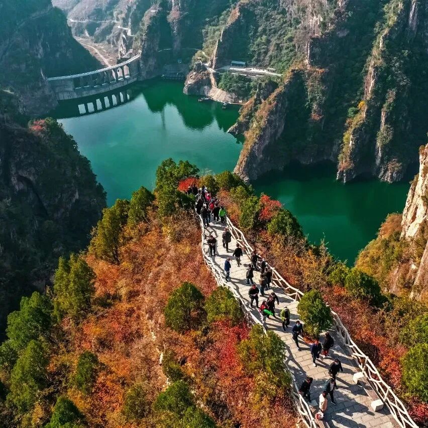 打翻的调色盘！来青龙峡拥抱秋日浪漫！