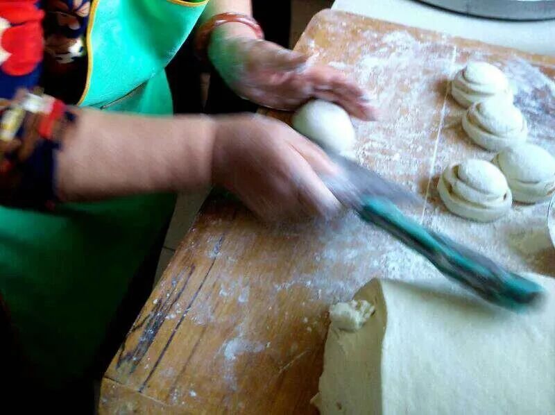 世界最好吃的面包!孟州油酥烧饼竟成“国际网红”!