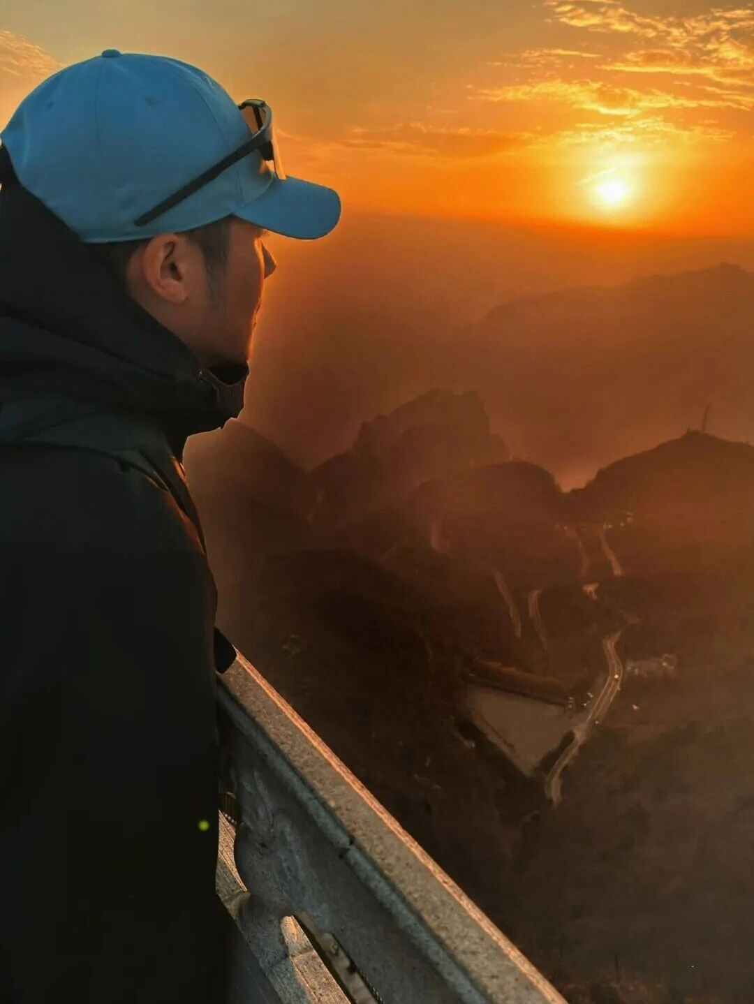 在这里，用一个季节治愈岁月的恒常！