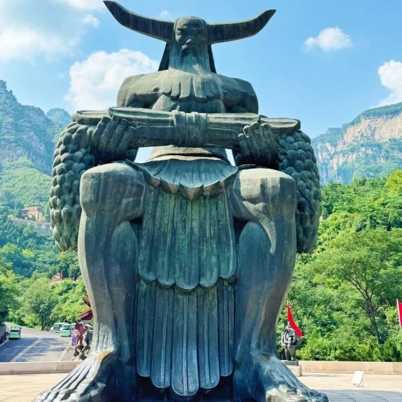 凭过路费票根,神农山免门票! 凭过路费票根,神农山免门票!