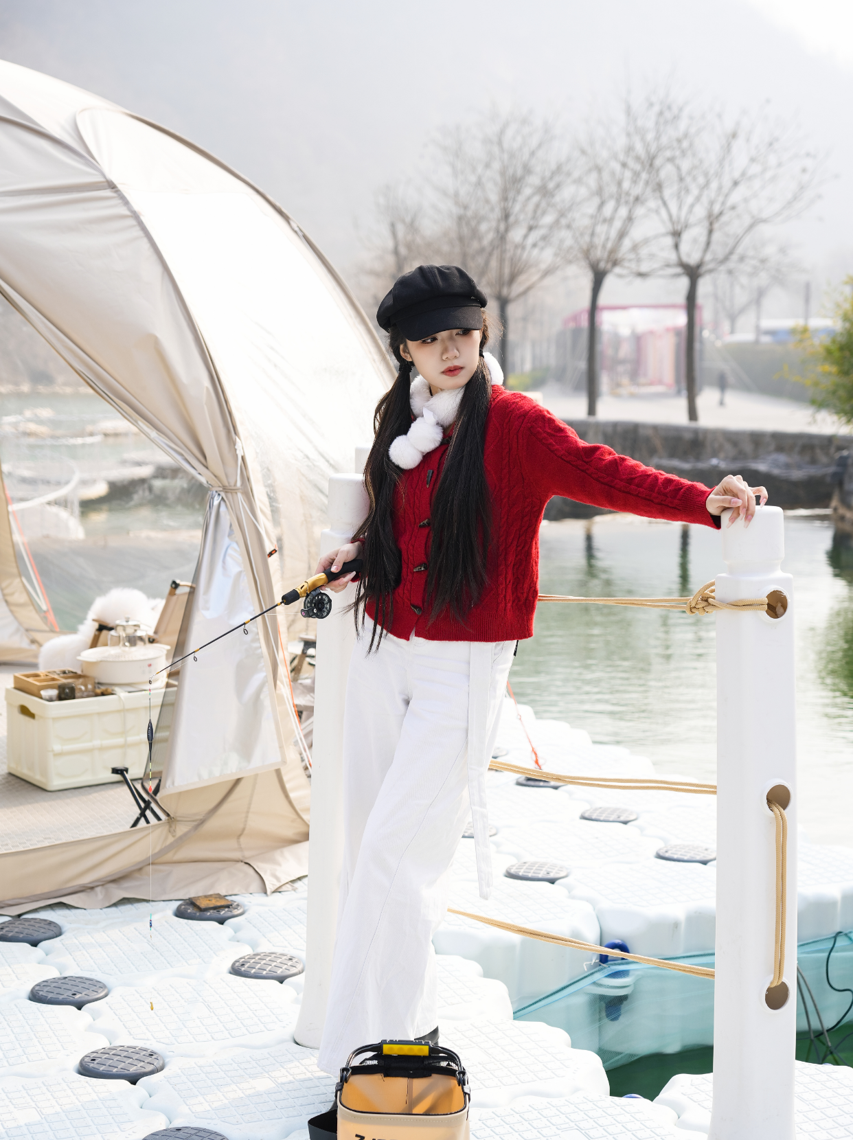 雪地里搭棚冰钓吃火锅是种啥体验？