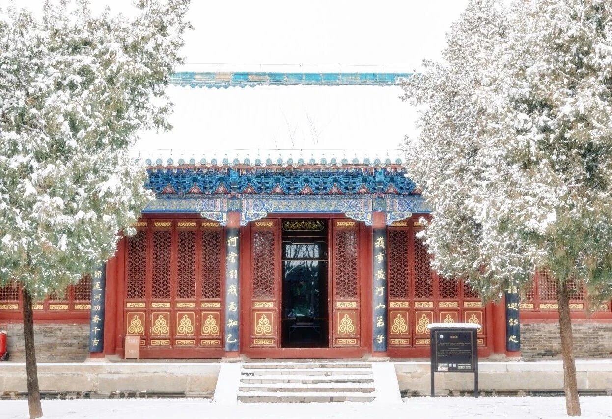 绝美!来焦作嘉应观!看一场“故宫”的红墙白雪!
