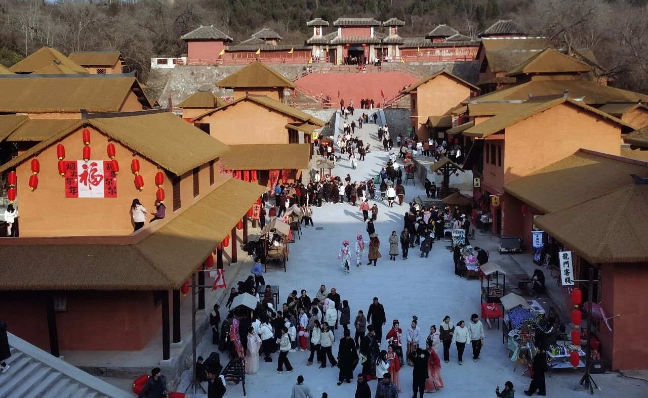 属马游客免门票！有一种过节方式叫“古城里过大年”！