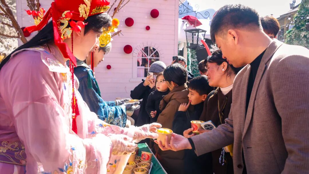 千根甘蔗万份发糕免费送！央视点赞云台山春节有滋有味！