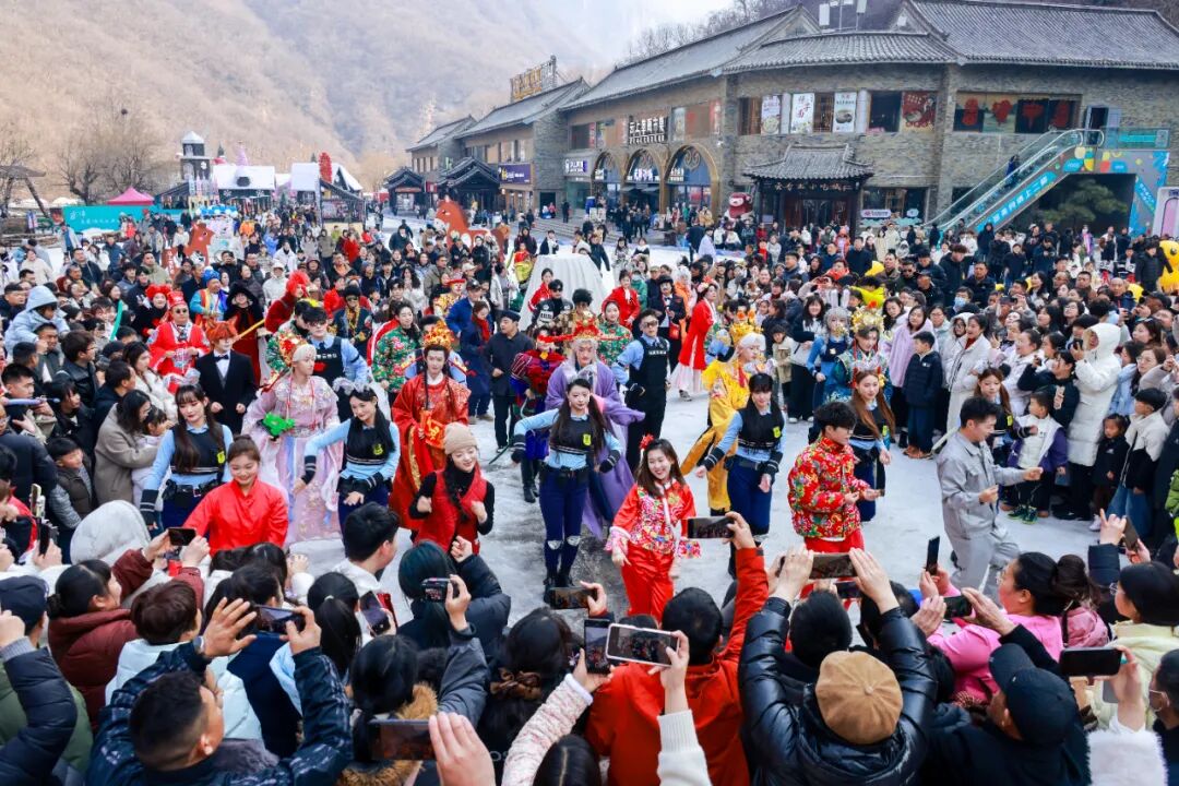 千根甘蔗万份发糕免费送！央视点赞云台山春节有滋有味！