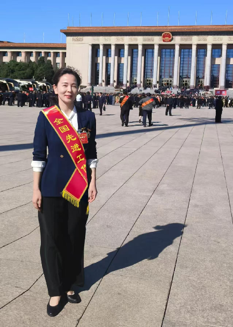 全国先进工作者：马飞