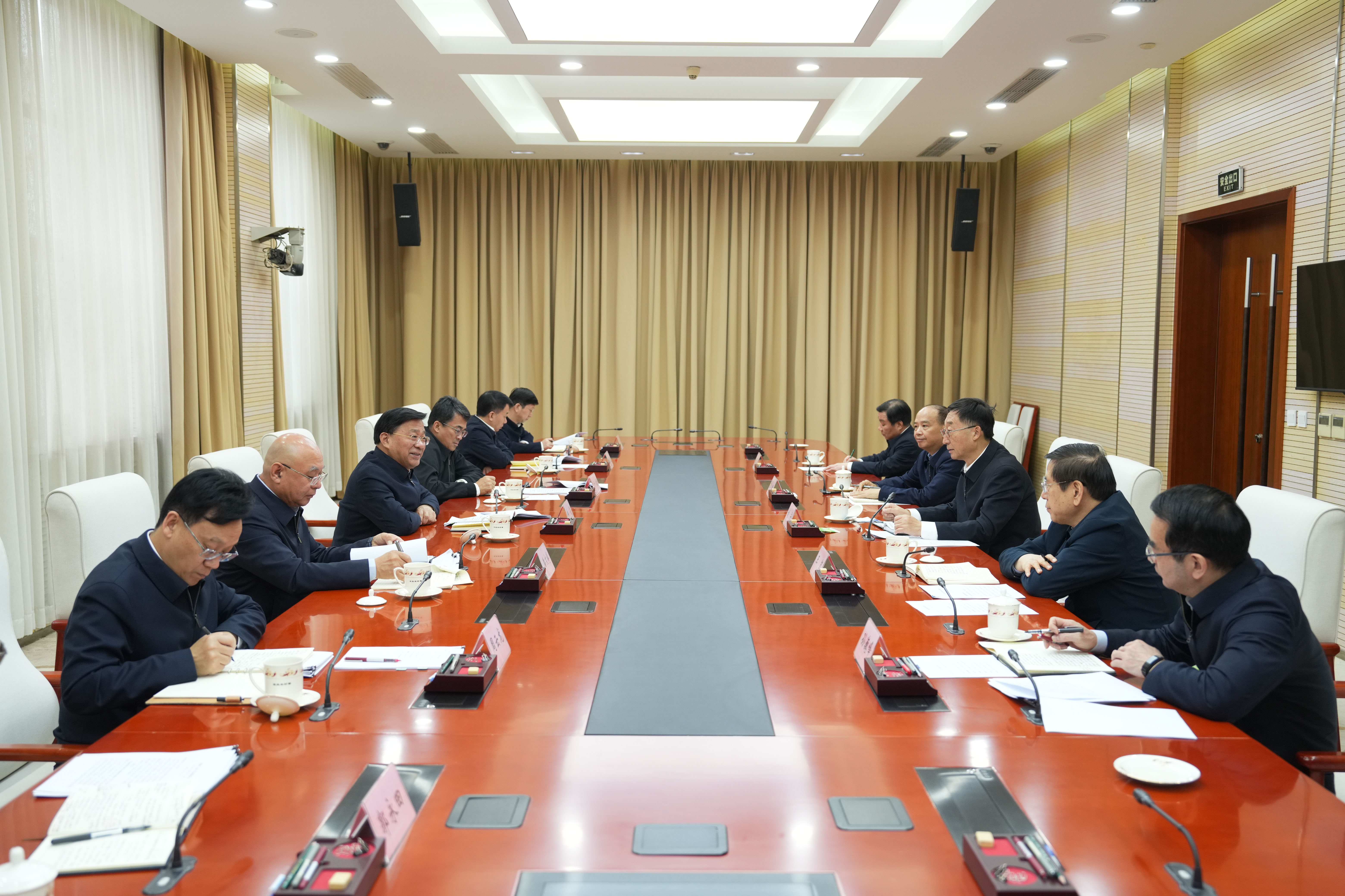 农业农村部与河南省委省政府举行工作会谈