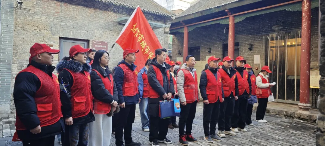 市城管局开展“工阅怀川 玫瑰书香”读书活动