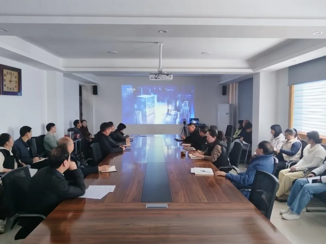 开年先上“廉政课”，清廉之风入人心 市城管局以警示教育开启新年作风建设新篇章