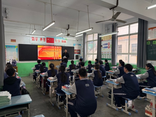 宪法护航青春路 法治宣讲进校园 —— 山阳区以校园普法筑牢平安山阳建设根基