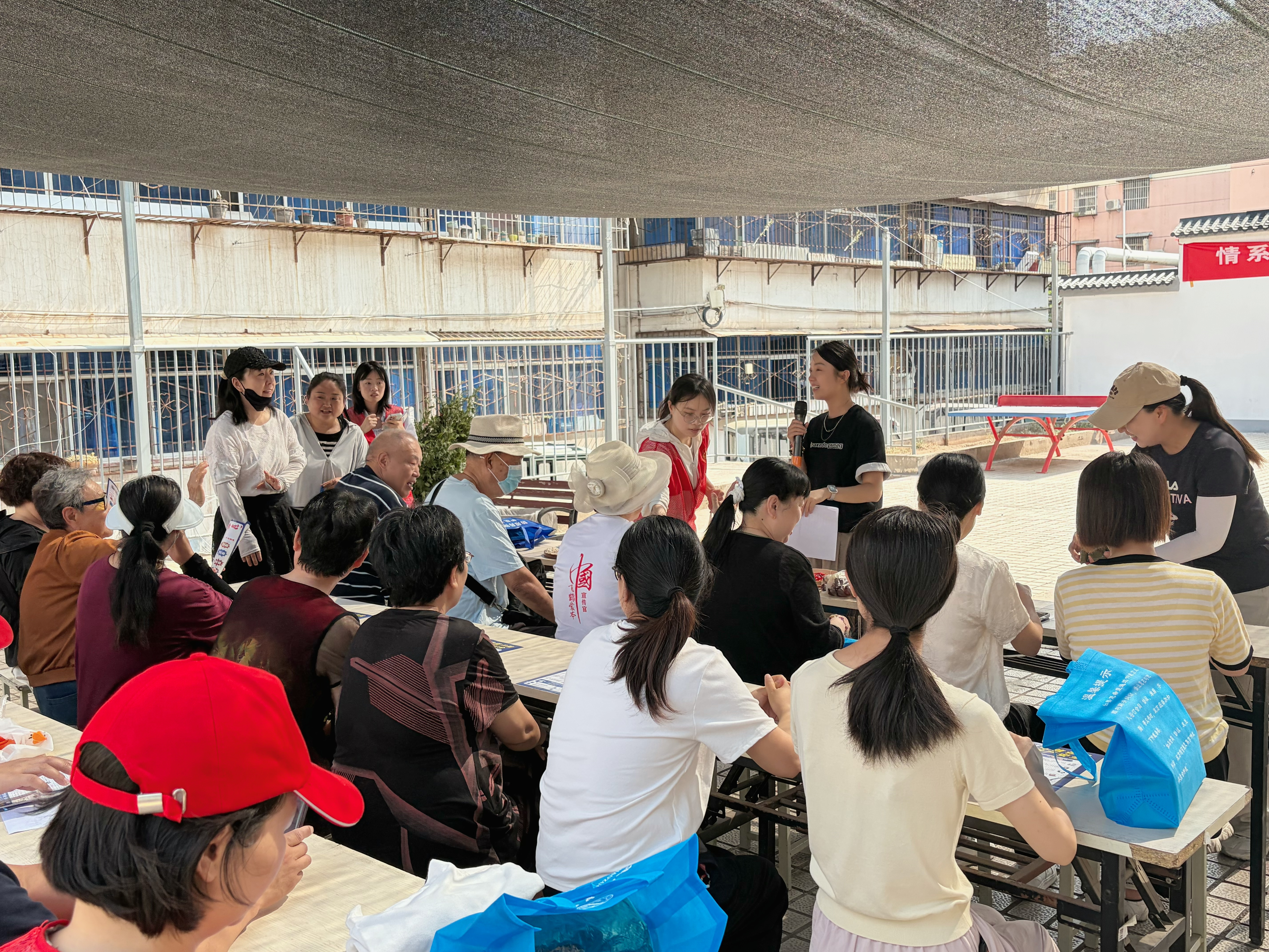 区统计局开展“浓情端午暖邻里 统计服务进社区”端午节共建活动 区统计局开展“浓情端午暖邻里 统计服务进社区”端午节共建活动
