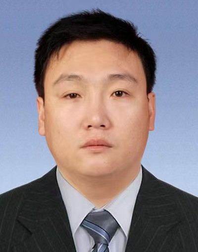 樊伟